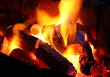 烧烤木炭是活性炭吗