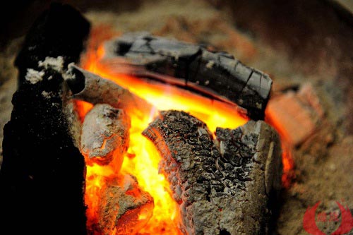 烧烤木炭怎么制作?