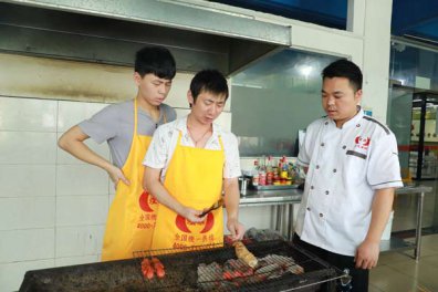重庆九龙坡区哪里有学炭火烧烤技术